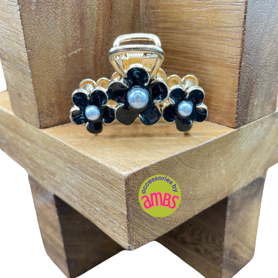 Flowers and Pearls Hairclip