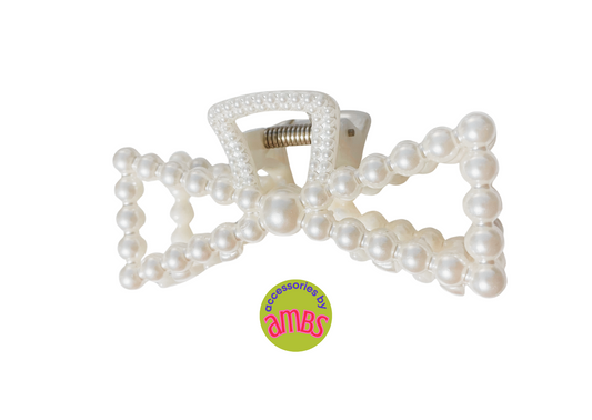 Assorted pearl hair clips ￼