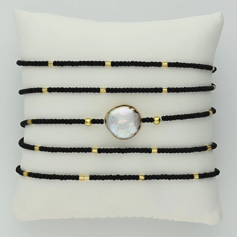 OMGenuine Pearl Bracelet Necklace in Black